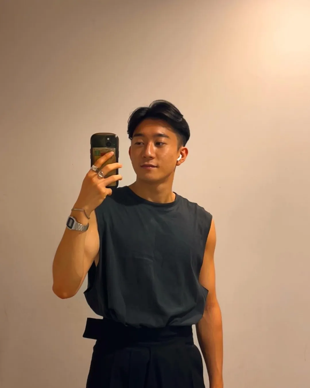 GAY圈热议的日本男男恋综 9位男嘉宾谁是天菜?-NICEGAY