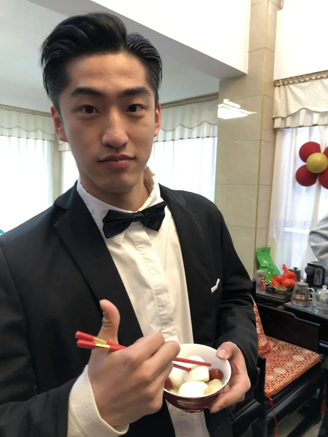 人家秋雅結婚,你一個大鼻子伴郎又唱又跳的!-NICEGAY