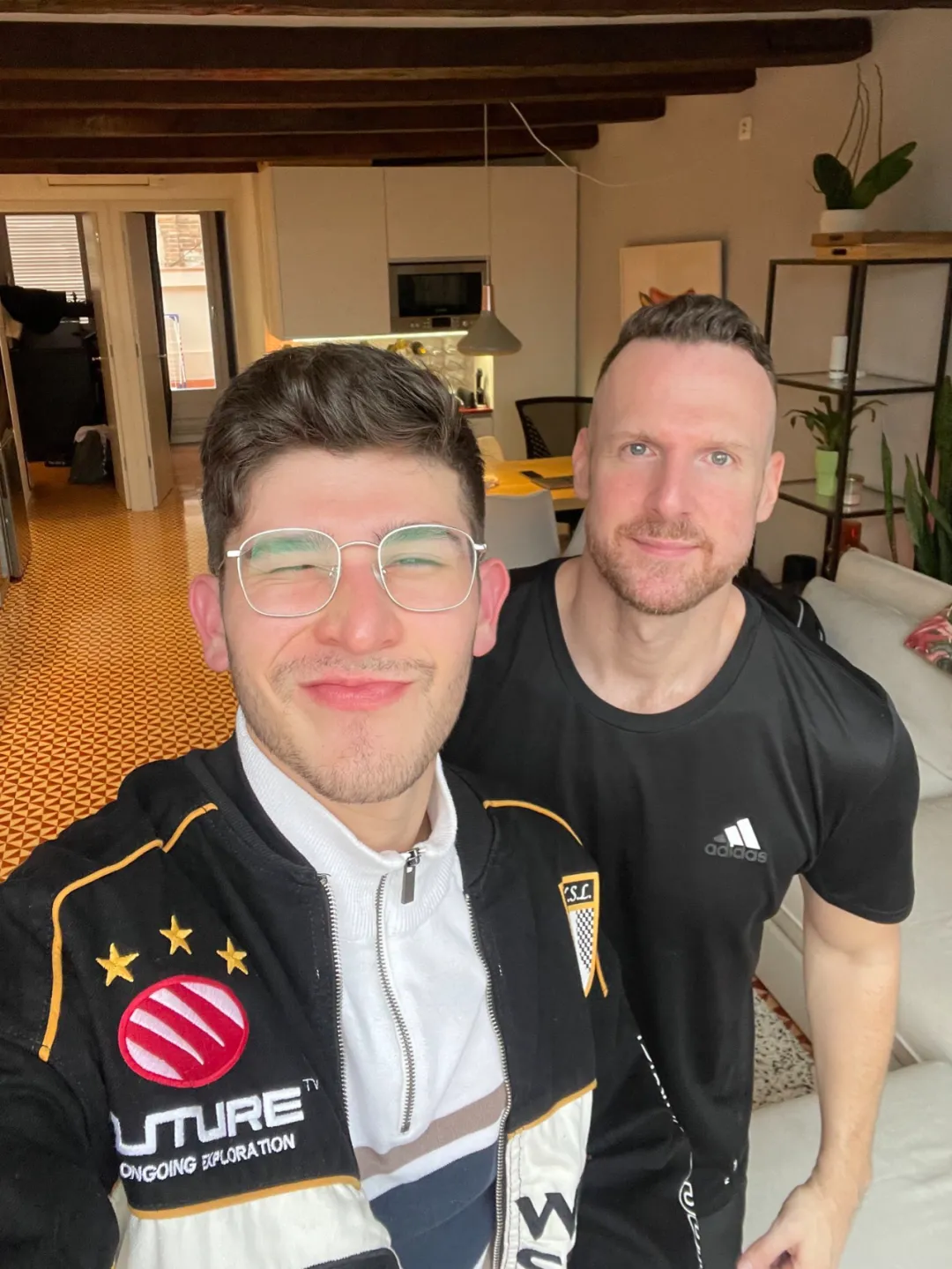 知名厂牌老板去世,圈内男星纷纷悼念...-NICEGAY