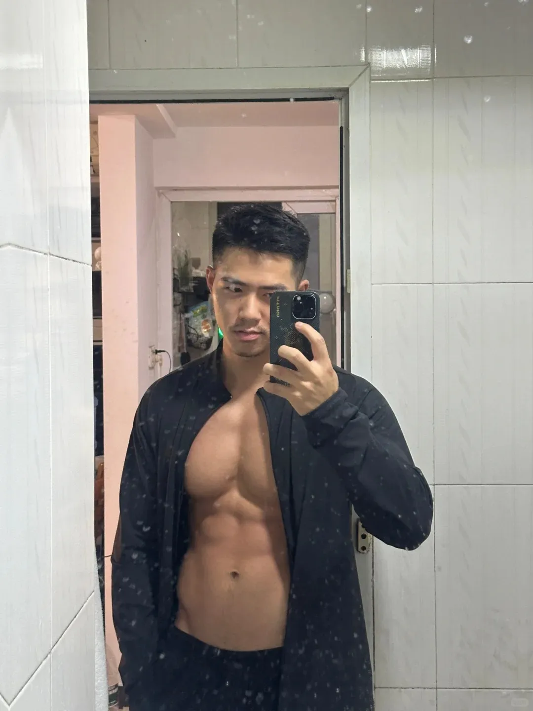 被这个乐刻肌肉教练帅晕,简直就是行走的荷尔蒙啊!-NICEGAY