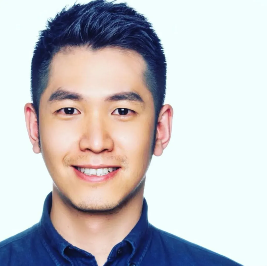 除了阿红,这几天他也很火!37岁的他居然当上总裁了……-NICEGAY
