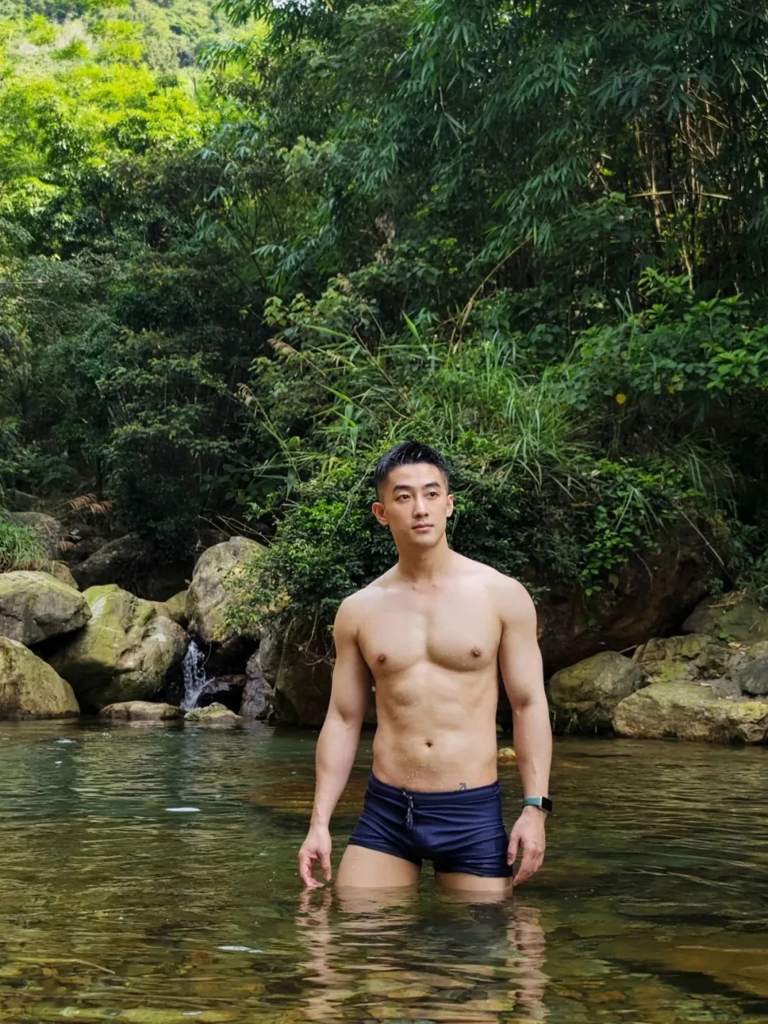 43岁上海肌肉网红一姐张弦,现在变成这样了.....-NICEGAY