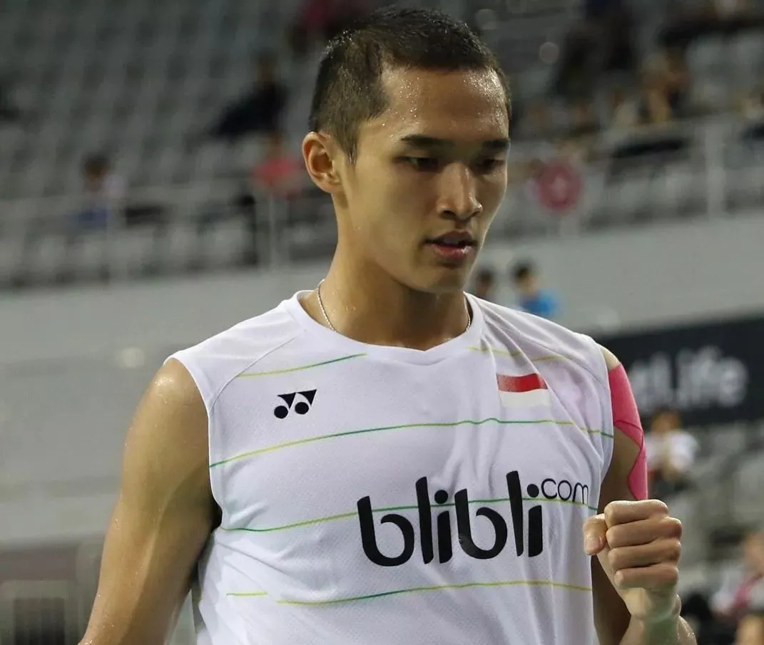 97年羽毛球肌肉男大的瓜都吃了吗?他现在变成这样了!!-NICEGAY