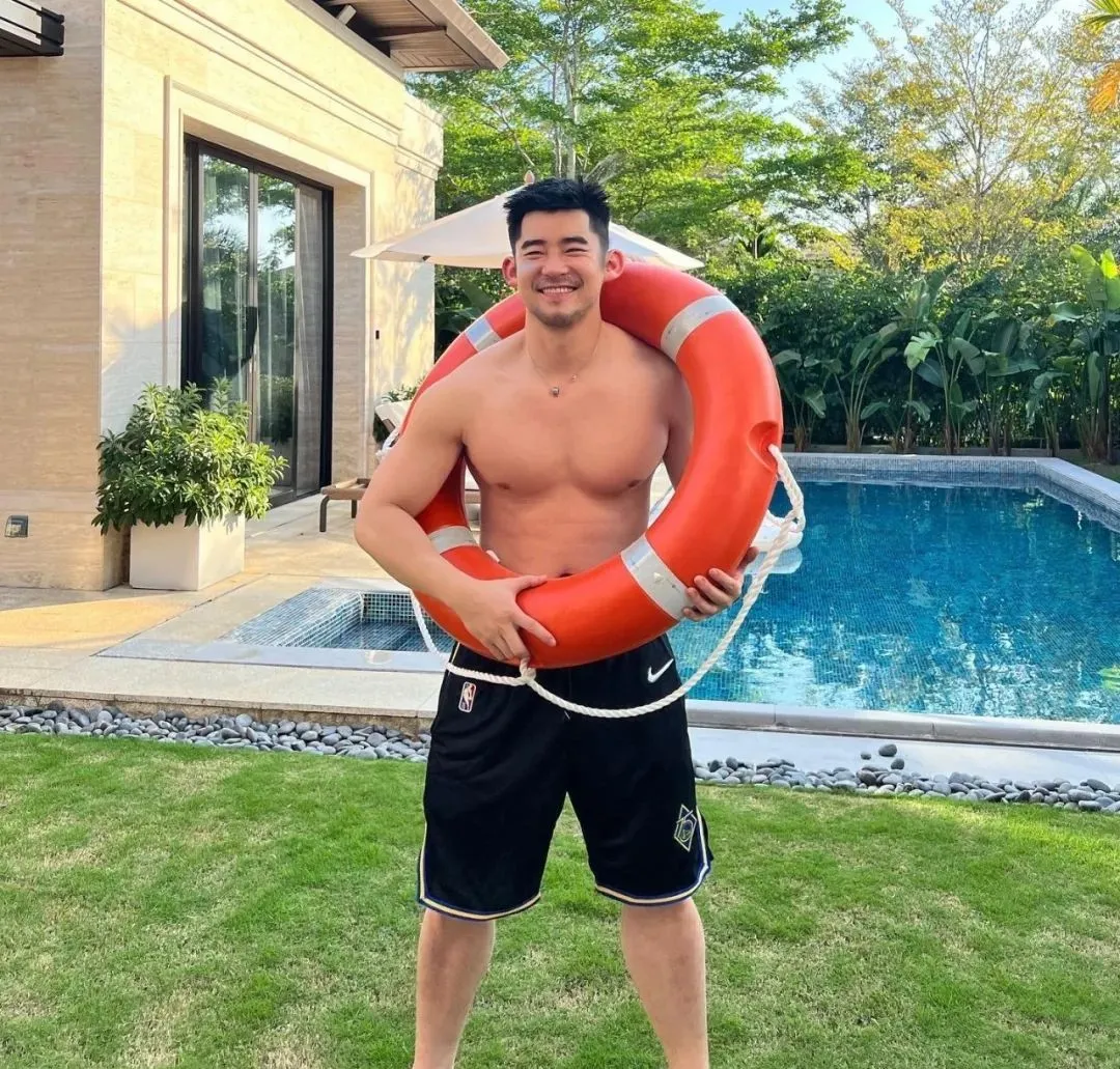 桥诘圣的瓜都吃了吗？被3、开轰趴、空降1.2W...他到底怎么了！-NICEGAY