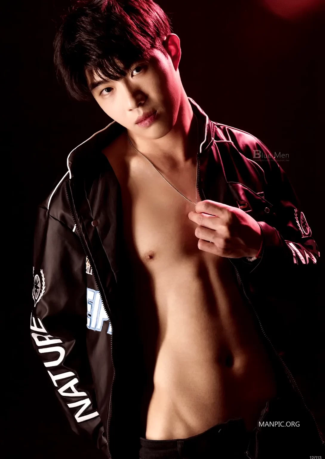 BLUEMEN 藍男色 NO.476 奶狗男大生叛逆露出 熊熊-NICEGAY